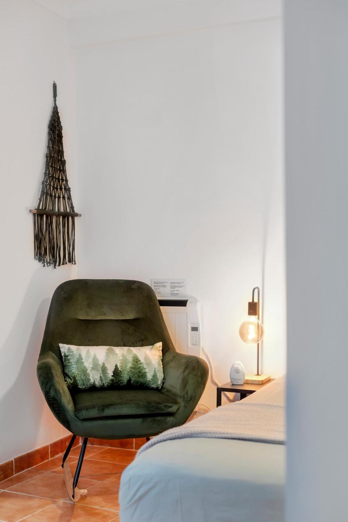 Casa De La Montana Apartments Sayalonga ภายนอก รูปภาพ