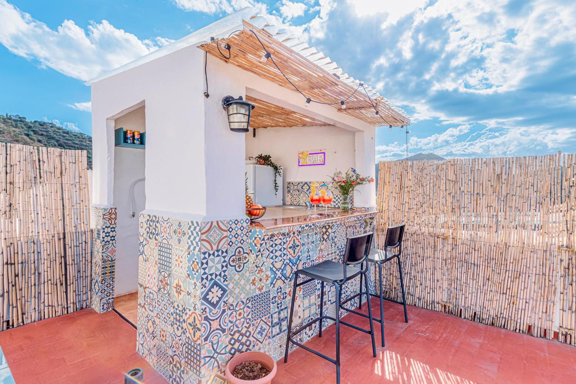 Casa De La Montana Apartments Sayalonga ภายนอก รูปภาพ